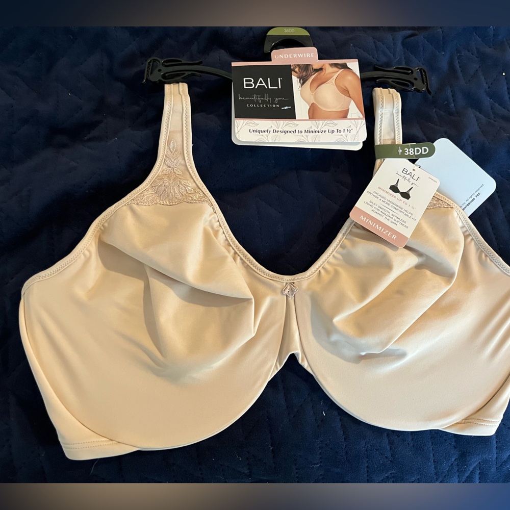 Bali Women's Cream Underwire Bra 38DD